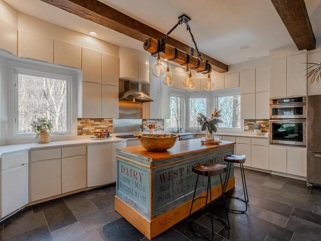 Photo of 10 Spring Creek Trail