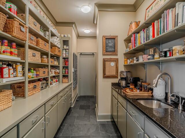 Photo of 10 Spring Creek Trail