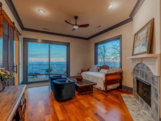 Photo of 10 Spring Creek Trail