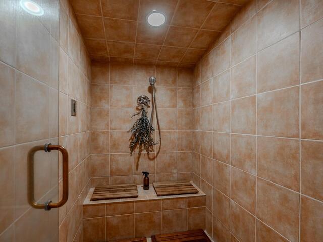 Photo of 10 Spring Creek Trail