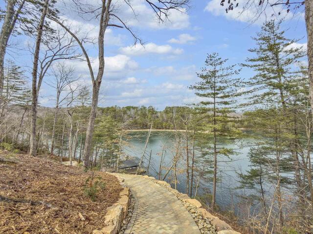 Photo of 731 Barberry Court