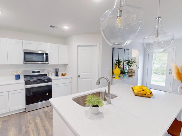 Photo of 114 McLauren Place