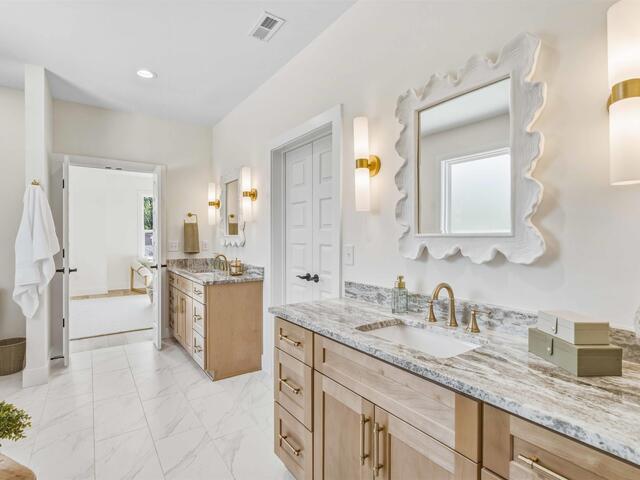 Photo of 118 Mt. Vernon Circle