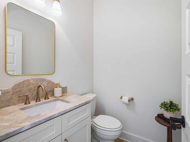 Photo of 118 Mt. Vernon Circle