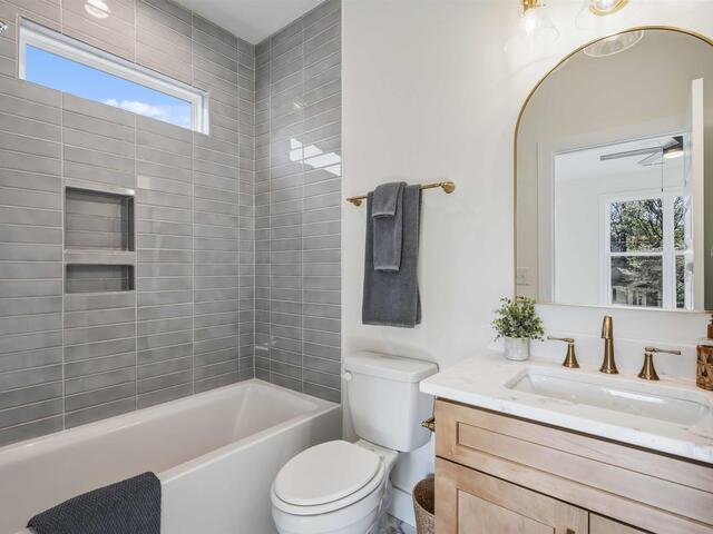 Photo of 118 Mt. Vernon Circle