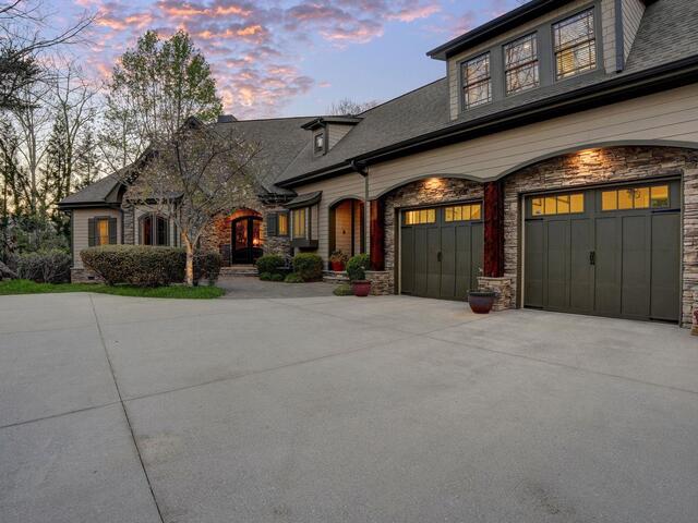 Photo of 304 Lake hills Lane