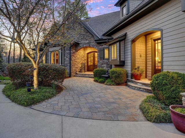 Photo of 304 Lake hills Lane
