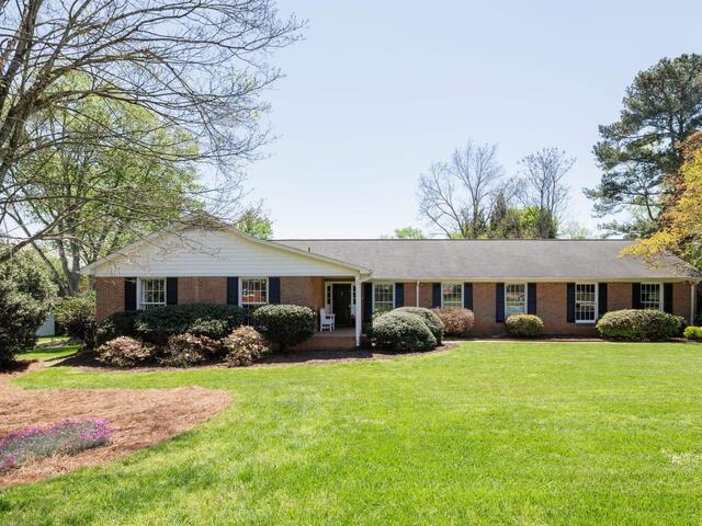 Photo of 512 Devenger Road