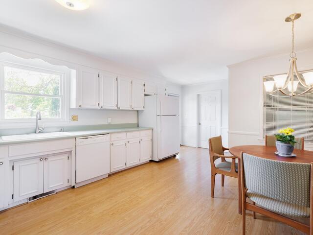 Photo of 512 Devenger Road