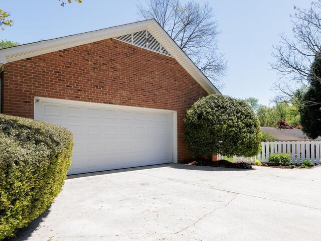 Photo of 512 Devenger Road