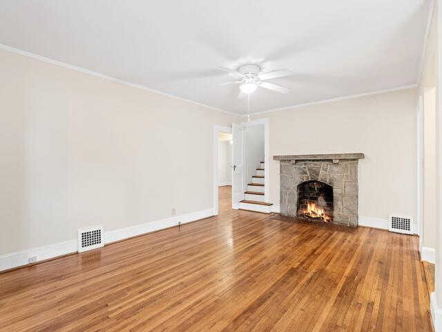 Photo of 301 Brookwood Drive