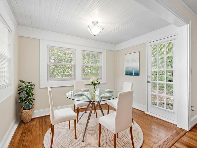 Photo of 301 Brookwood Drive