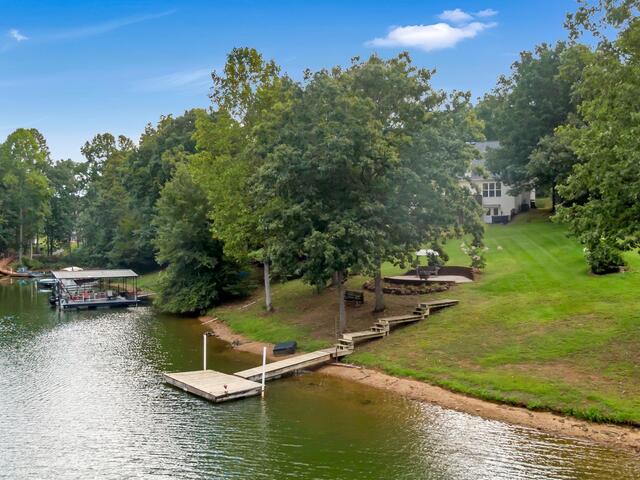 Photo of 119 Blalock Coves Drive