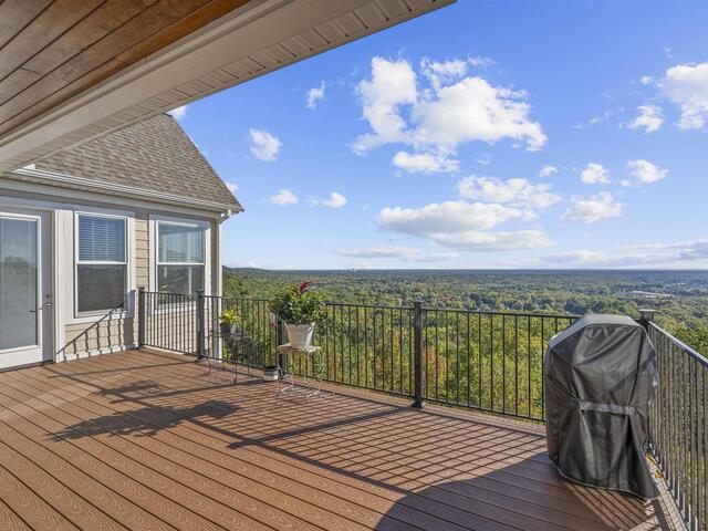 Photo of 19 Tropicana Court