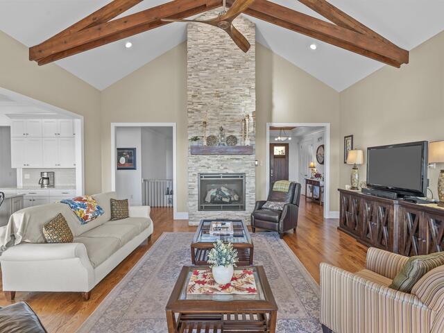 Photo of 19 Tropicana Court