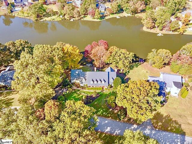 Photo of 317 E Killarney Lake