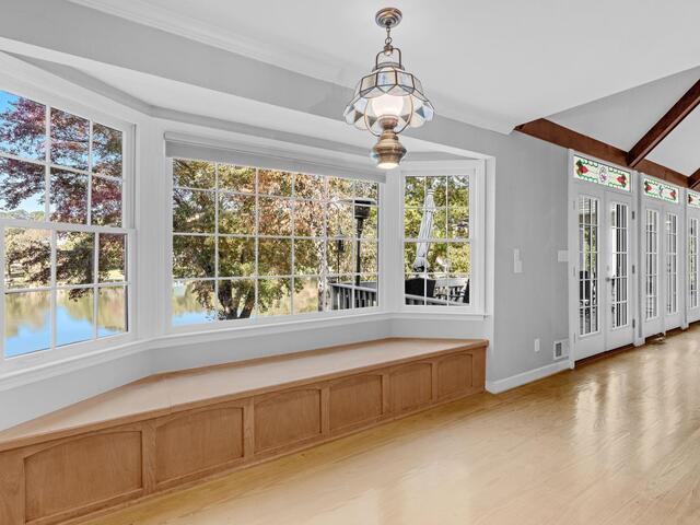 Photo of 317 E Killarney Lake