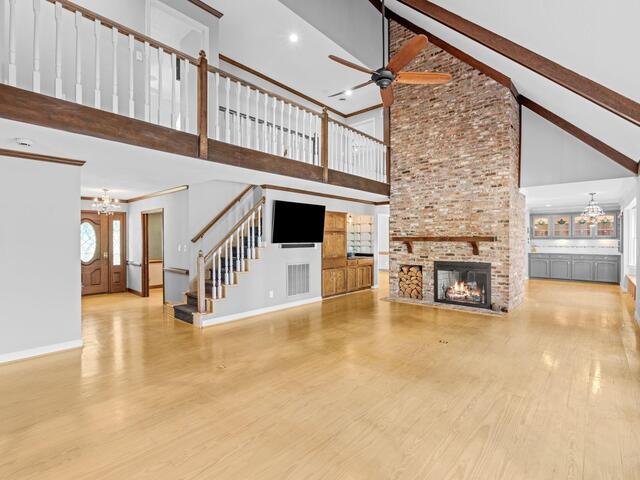 Photo of 317 E Killarney Lake