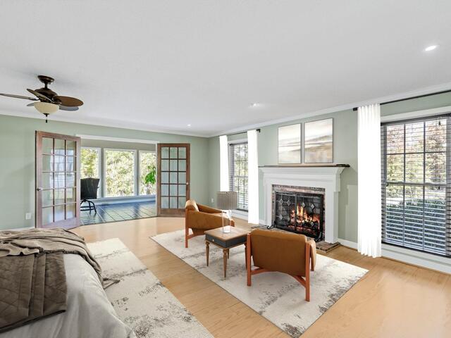 Photo of 317 E Killarney Lake