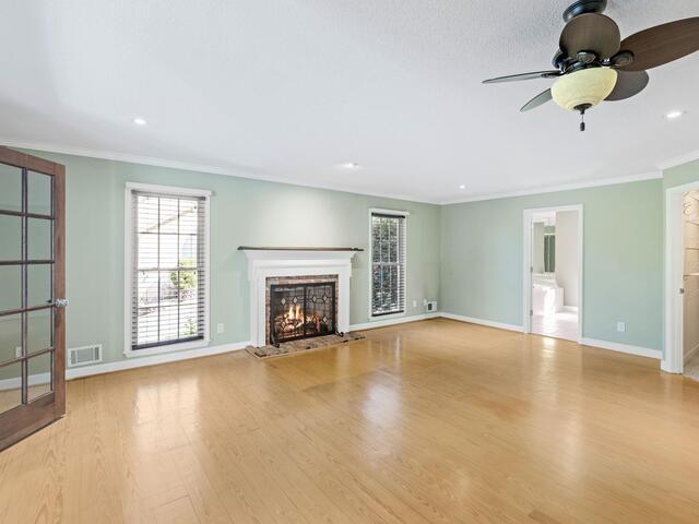 Photo of 317 E Killarney Lake