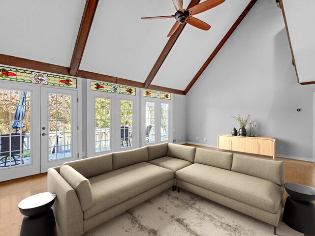 Photo of 317 E Killarney Lake