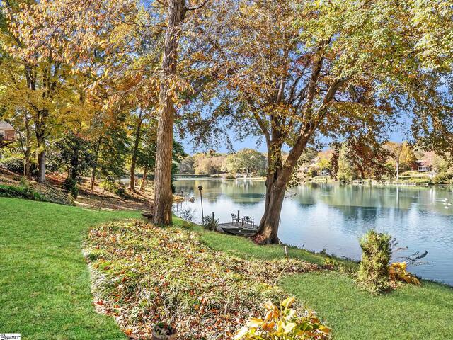 Photo of 317 E Killarney Lake