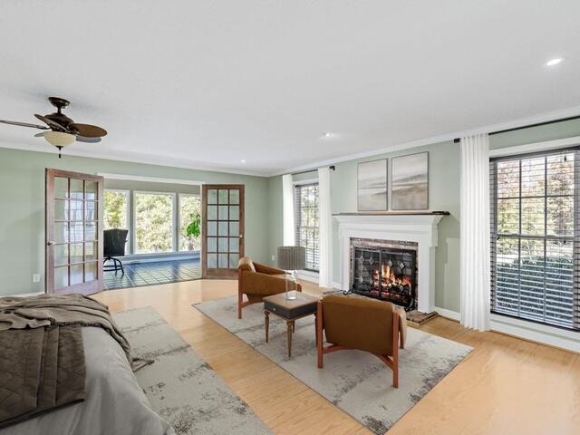 Photo of 317 E Killarney Lake