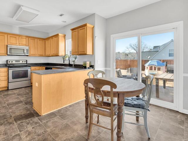 Photo of 332 Capstone Lane