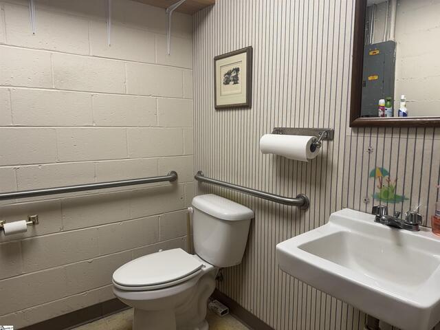 Photo of 3110 Wade Hampton Boulevard