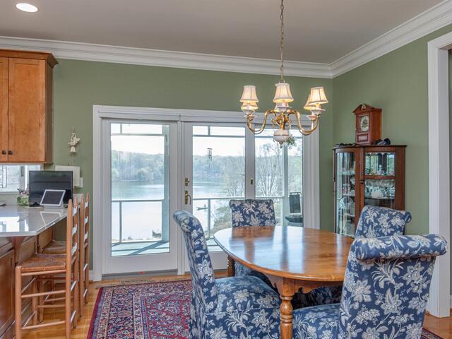 Photo of 102 E Peninsula Drive
