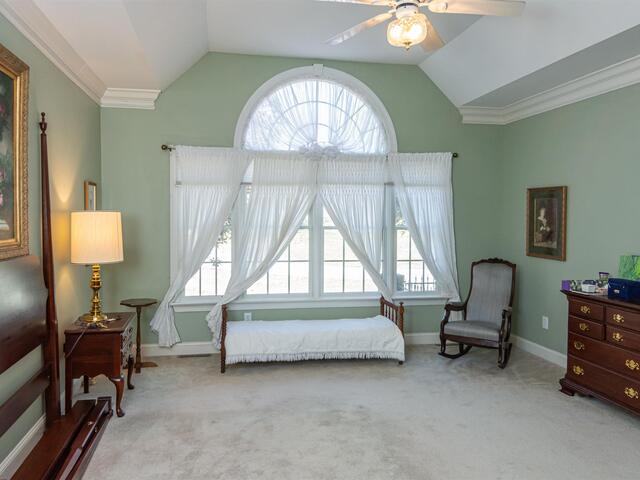Photo of 102 E Peninsula Drive