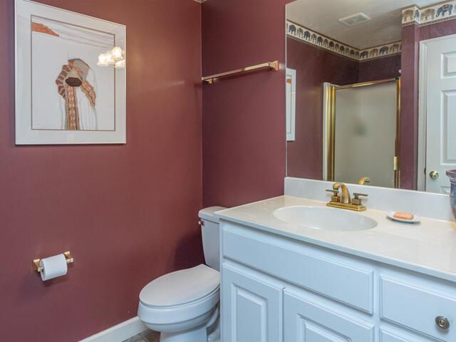 Photo of 102 E Peninsula Drive