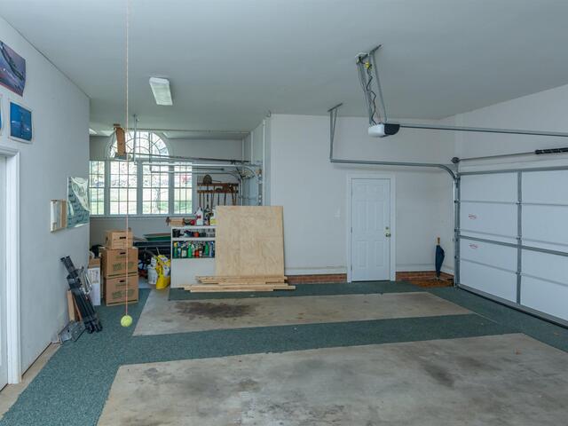 Photo of 102 E Peninsula Drive
