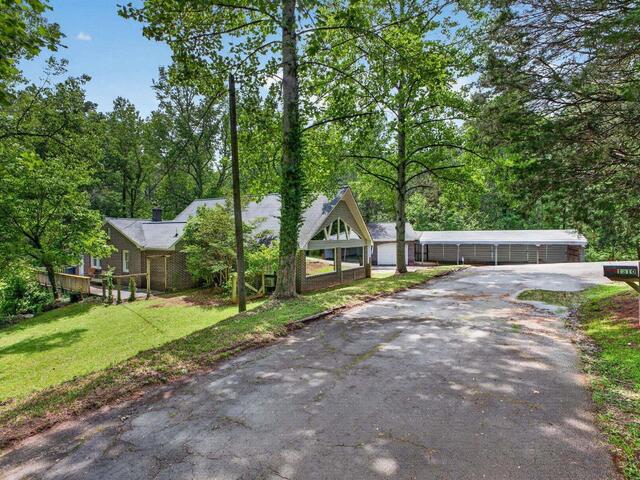 Photo of 1310 Camp Creek Road