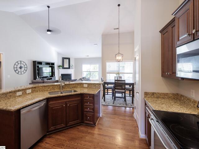 Photo of 30 Pine Island Drive