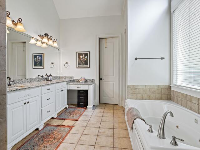 Photo of 1 Riverstone Way