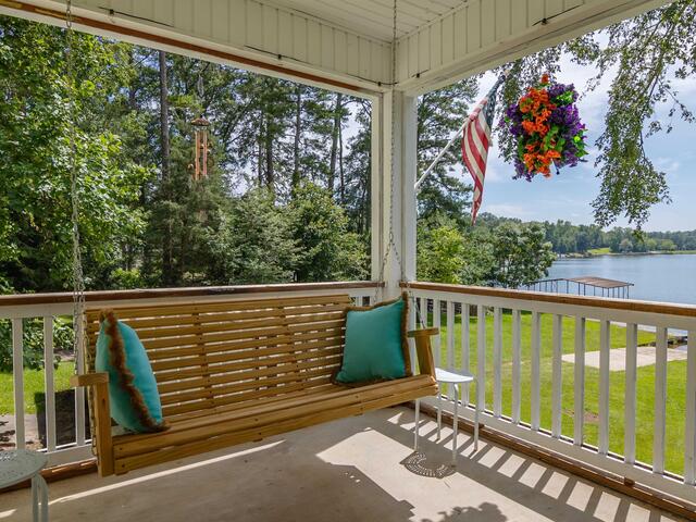 Photo of 1111 Shirley Drive