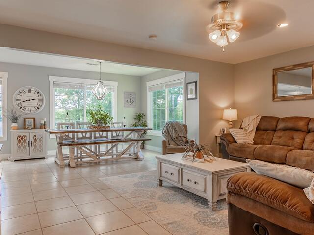 Photo of 1111 Shirley Drive