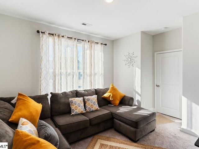 Photo of 615 Forden Drive