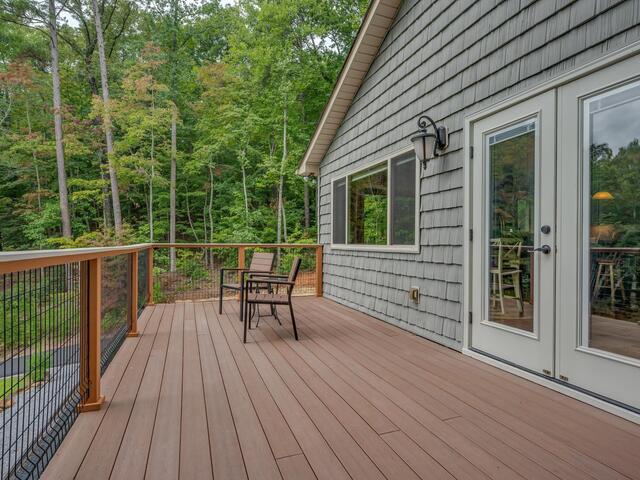 Photo of 1655 W Lake Shore Drive