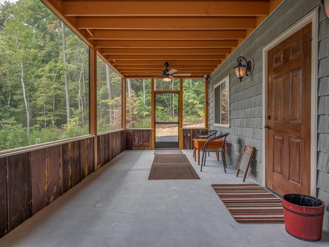 Photo of 1655 W Lake Shore Drive