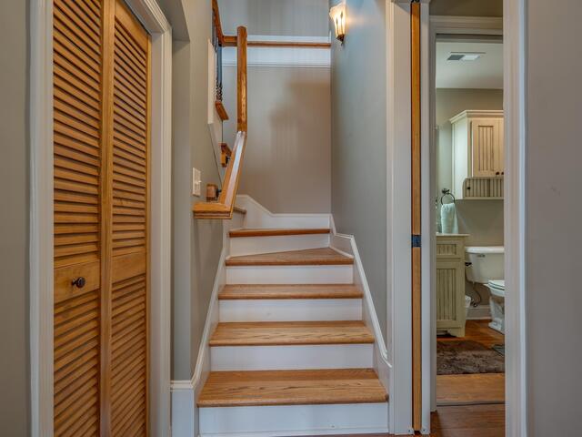 Photo of 1655 W Lake Shore Drive