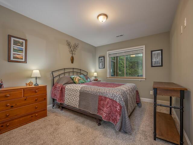Photo of 1655 W Lake Shore Drive