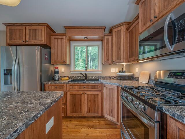Photo of 1655 W Lake Shore Drive