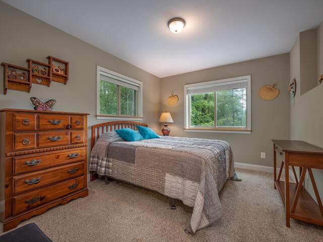 Photo of 1655 W Lake Shore Drive
