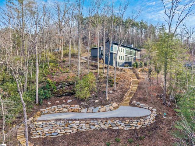 Photo of 127 Crosswind Court