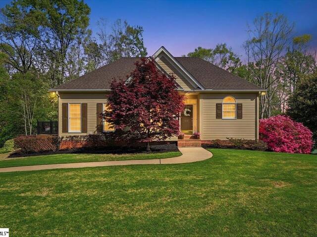 Photo of 228 Goldenstar Lane