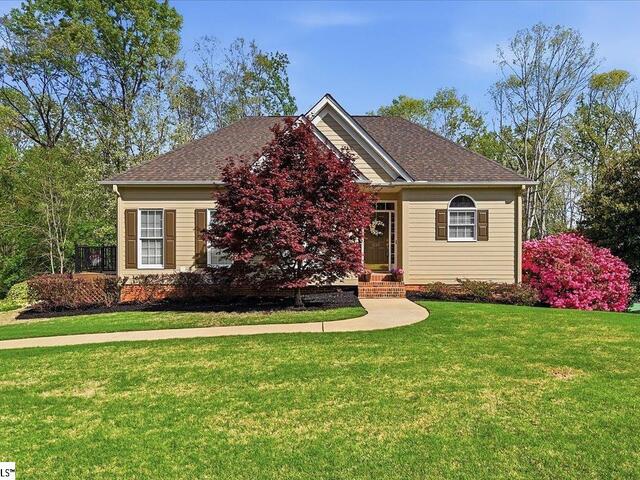 Photo of 228 Goldenstar Lane