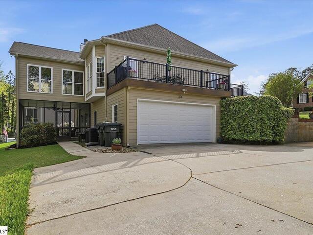 Photo of 228 Goldenstar Lane
