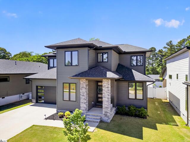 Photo of 20 Village Crest Drive